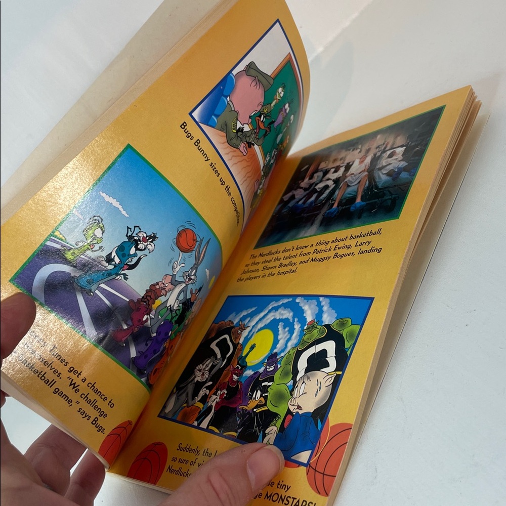 Space Jam Novelization Book — First Printing Michael Jordan - Picture 9 of 10